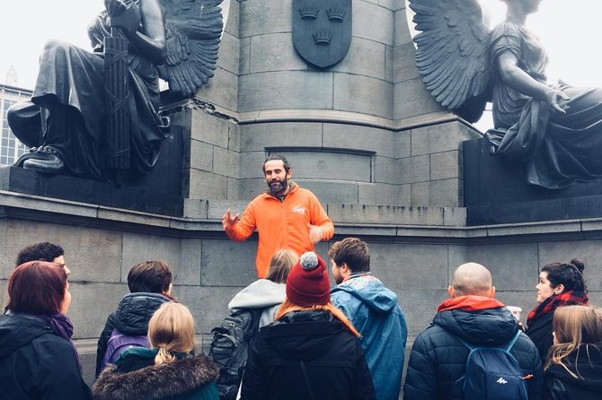 90 Minute Dublin Walking tour and Sightseeing tips - Viking Dublin, City Hall and Dublin Castle