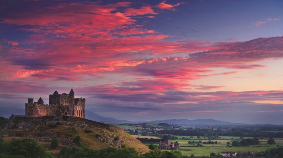 Blarney Castle Full-Day Tour from Dublin - A full day from Dublin, with three distinct stops