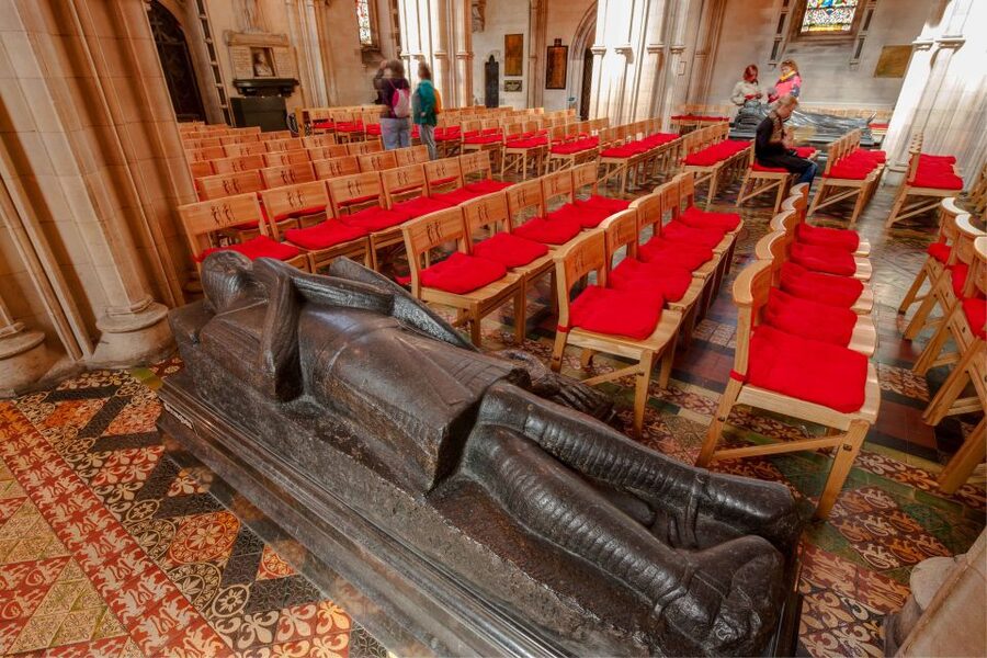 Christ Church Cathedral Entrance Ticket & Self-Guided Tour - Use the audio guide, or add a live guide