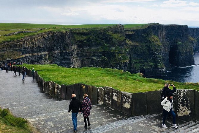 Cliffs Of Moher Tour In Spanish - FAQ