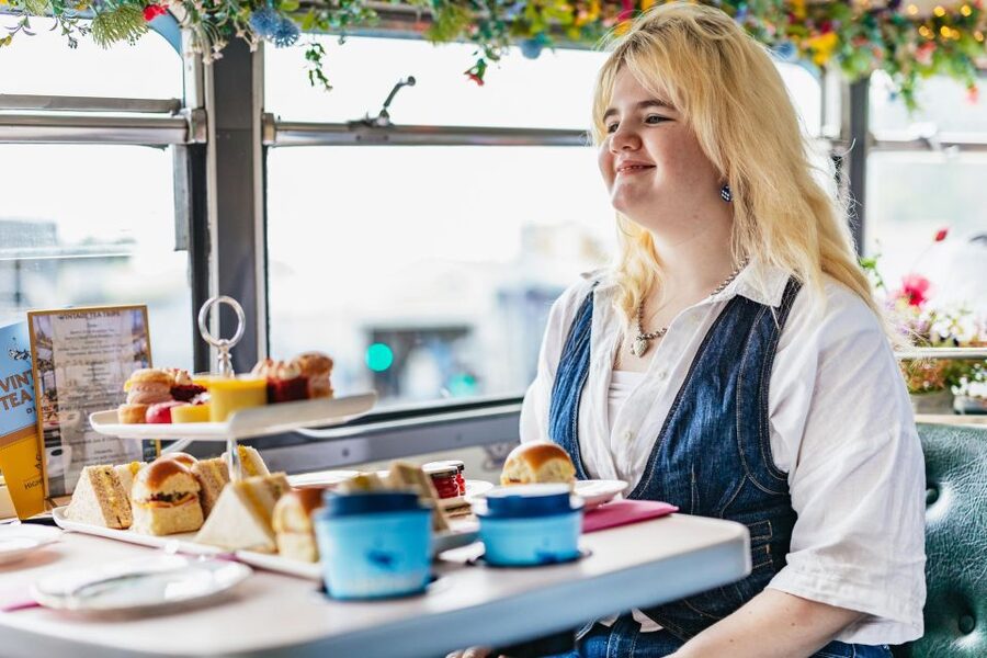 Dublin: Afternoon Tea Vintage Bus Tour - Timing, seats and a few limits to know