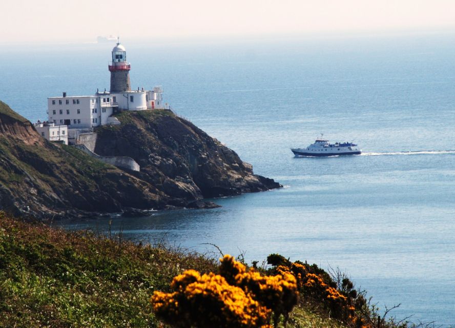 Dublin Bay: Cruise from the City Centre to Dun Laoghaire - Poolbeg Lighthouse and the open bay