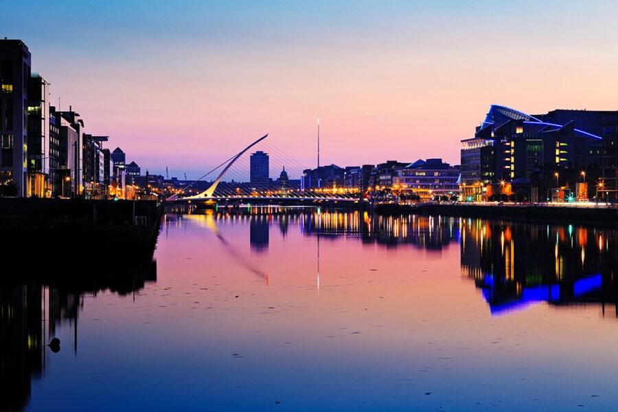 Dublin: Big Bus Panoramic Night Tour with Live Guide - O’Connell Street to the Docklands