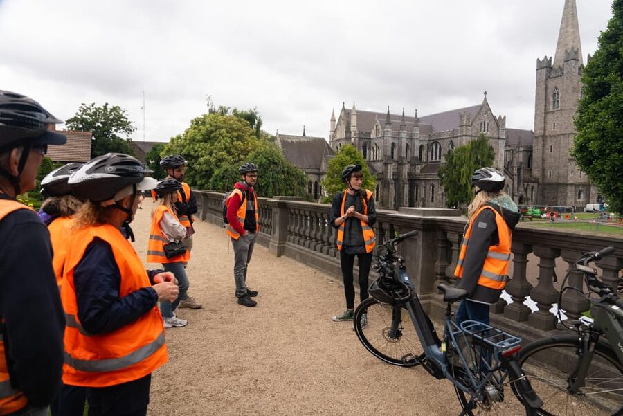 Dublin: Bike & E-Bike Tour with a Local Guide - At a glance