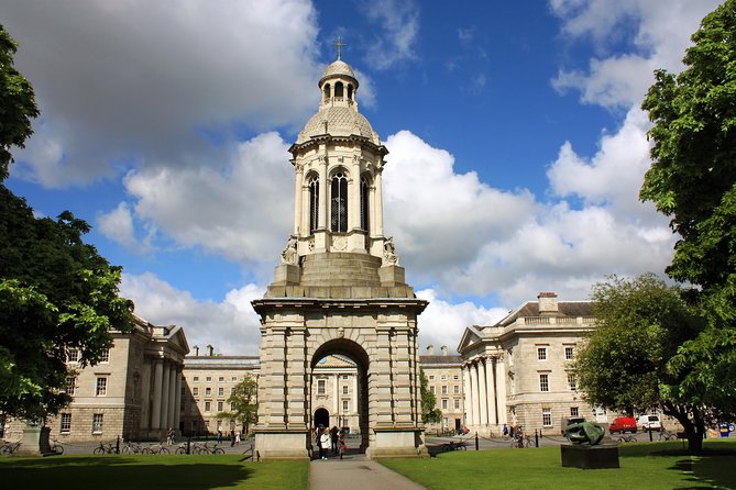 Dublin Book of Kells, Castle and Molly Malone Statue Guided Tour - The Long Room, with a note about restoration