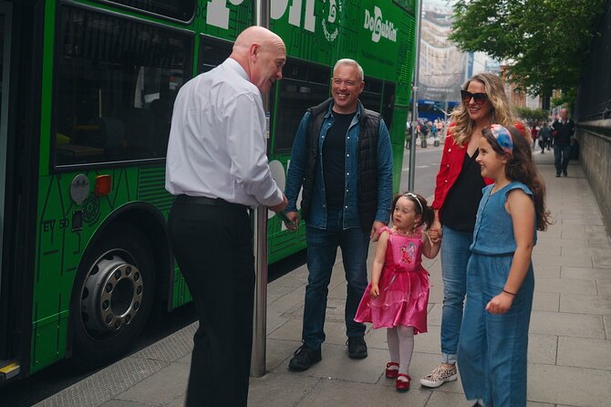 Dublin Cruise Ship Shore Excursion|Hop-on Hop-off & Rail Transfer - The commentary can make the ride more than transport