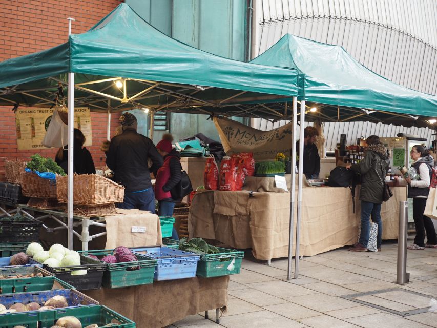 Dublin: Delicious Walking Food Tour - A food tour that explains Dublin as it walks