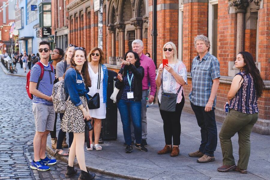 Dublin: Delicious Walking Food Tour - Tasting Irish classics alongside newer ideas