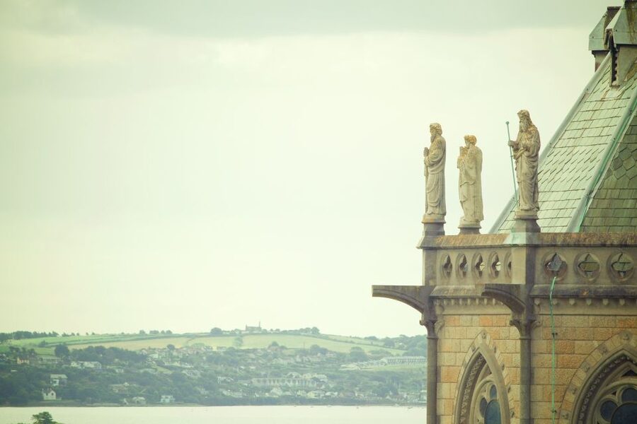 Dublin: Full-Day Tour to Cork, Cobh and Blarney Castle - The rail-and-coach mix is part of the value