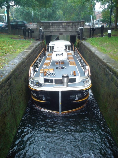 Dublin: Grand Canal Cruise with Dinner - FAQ