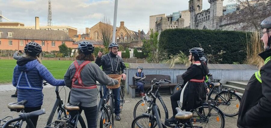 Dublin: Guided Bike & E-Bike Tour - Stories of writers, artists and rebellion