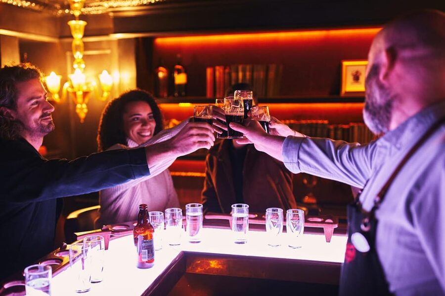 Dublin: Guinness Storehouse Connoisseur Experience - Four beers, four different ways to meet Guinness