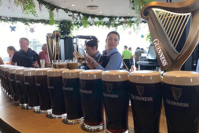 Dublin Guinness Storehouse, Molly Malone Statue and Book of Kells - Molly Malone and the familiar Dublin song