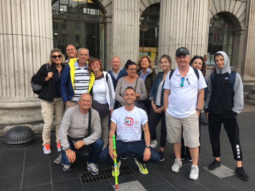 Dublin Highlights: 2.45-Hour Walking Tour in Italian - Italian storytelling and the value of the guide