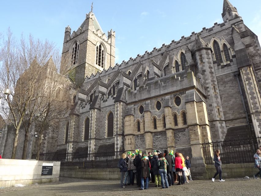 Dublin: Highlights and Hidden Corners Walking Tour - City Hall and Dublin Castle’s grounds