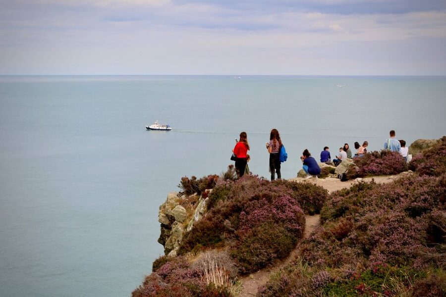 Dublin: Howth Coastal Hiking Tour - Balscadden Bay and back to Howth Harbour