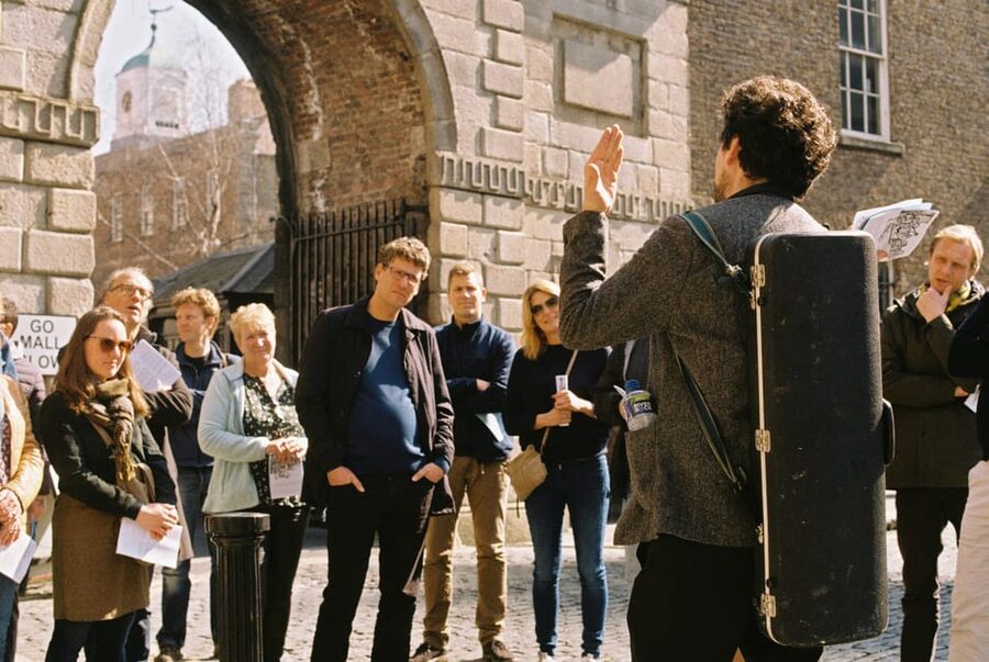 Dublin: Irish Music Walking Tour with Live Performance - What makes this Dublin music walk different