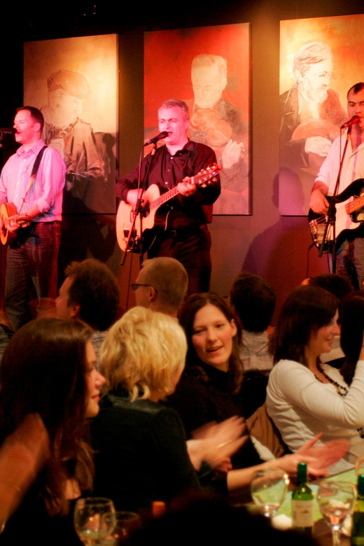 Dublin: Irish Night Show at the Merry Ploughboy Pub - At a glance