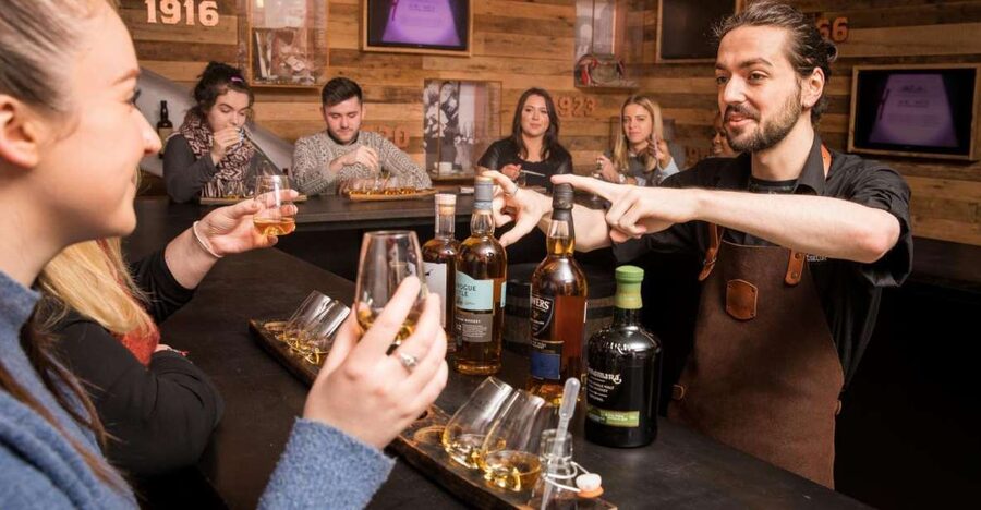 Dublin: Irish Whiskey Museum Blending Tour with Tastings - A Strong Guide Makes the Difference