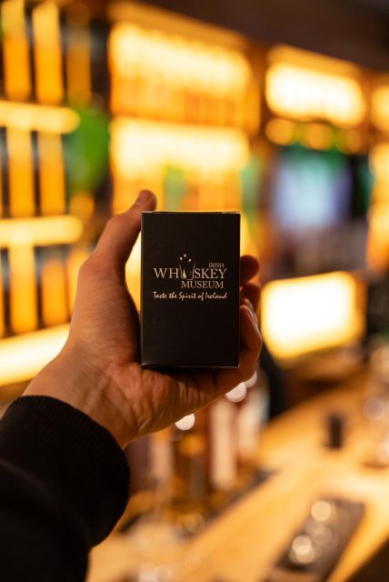 Dublin: Irish Whiskey Museum Tour and Whiskey Tasting - Start on Grafton Street with a glass in mind