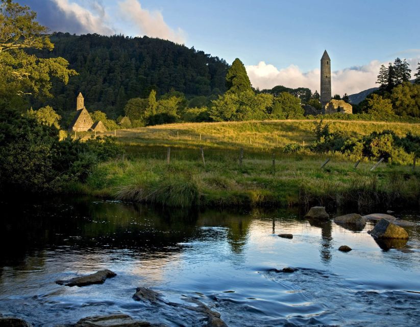 Dublin: Kilkenny, Wicklow & Glendalough Tour & Sheepdog Show - What to bring, and who should book