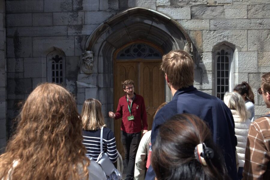 Dublin: Mythology, Folklore and Legends Walking Tour - Turning into the Georgian Quarter’s darker past