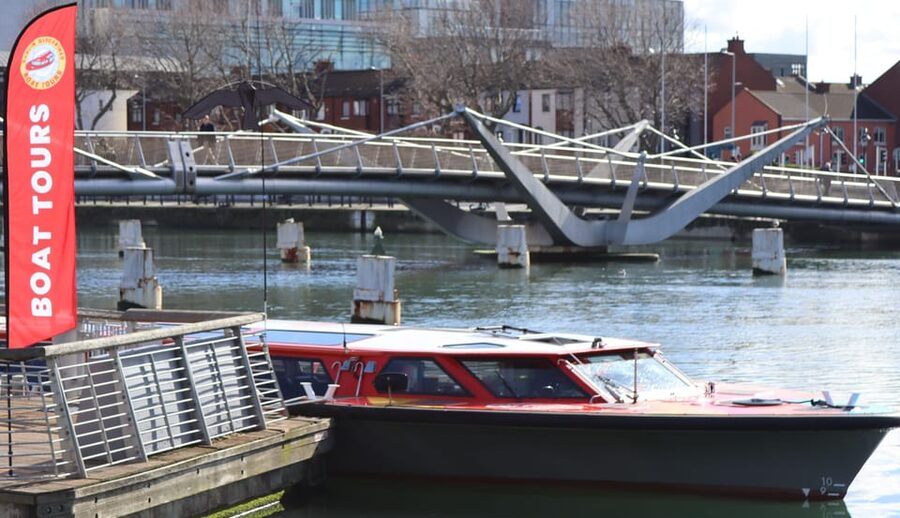 Dublin: River Liffey Sightseeing Cruise - From Custom House Quay to the city’s bridges