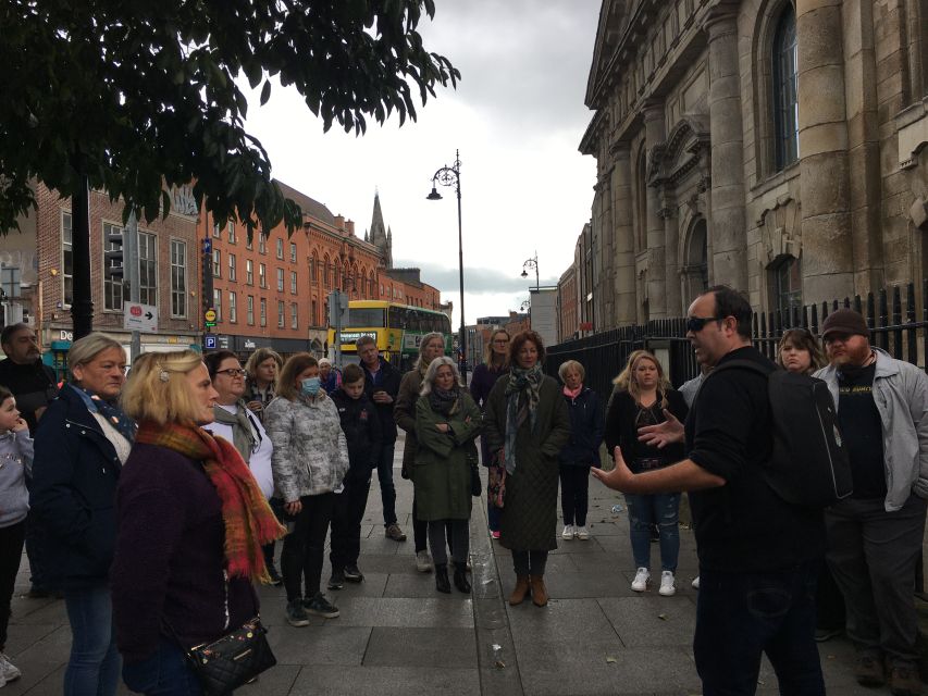 Dublin: Street Food Tour with Local Guide - Three hours of walking and grazing
