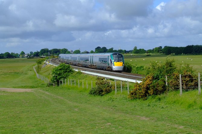 Dublin to Bunratty Castle, Cliffs of Moher, Burren Galway by Rail - Lunch near Doolin before the Atlantic cliffs