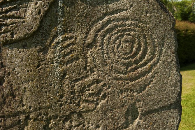Dublin to Newgrange, Monasterboice Small Group Guided Tours - Oldbridge adds a complicated chapter