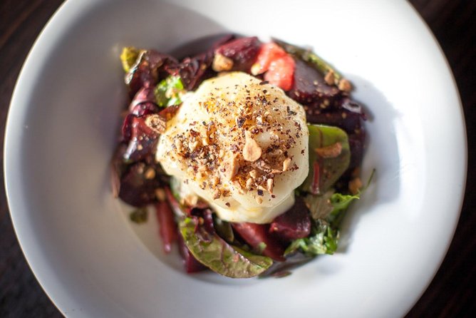 Dublin Traditional Irish 3 Course Meal Walking Tour with Local - Temple Bar, with a local point of view