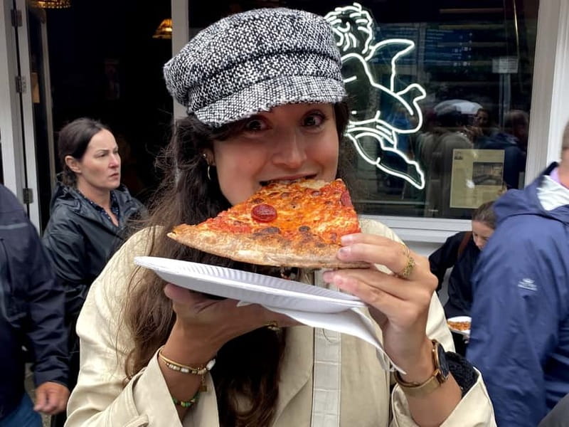 Dublin: Walking Tour for Foodies with Tastings - Start with Dublin’s food, not just its sights