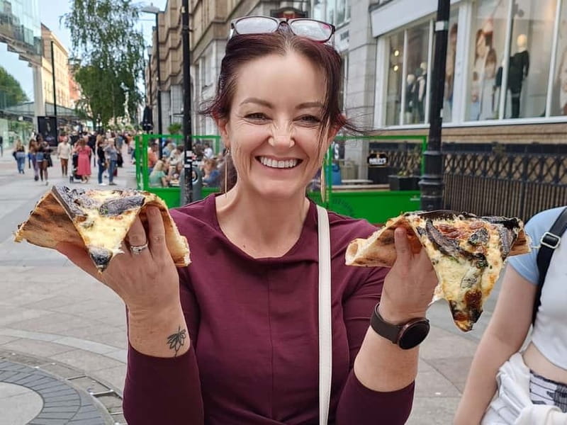 Dublin: Walking Tour for Foodies with Tastings - See the city between tastings