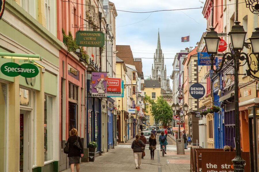 From Dublin: Blarney, Rock of Cashel and Cahir Castles Tour - Three castles, one long day from Dublin