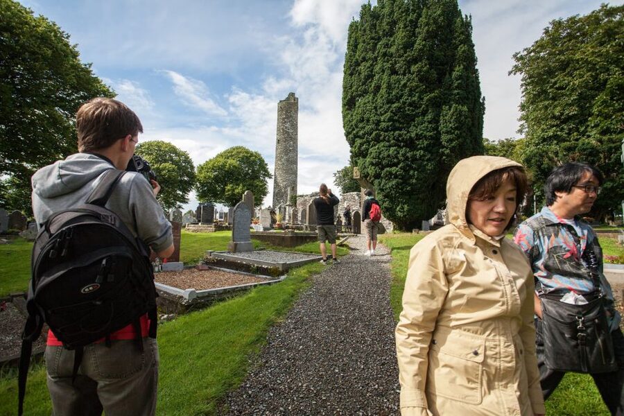From Dublin: Celtic Boyne Valley and Ancient Sites Tour - Tara, a hill of kings and stories