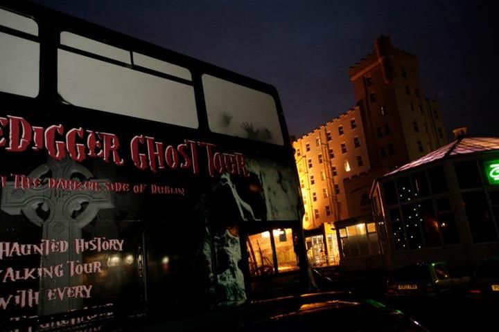 From Dublin: Gravedigger Ghost Bus Tour - A ghost story with a bus for a stage