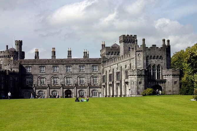 Glendalough Day Tour from Dublin: Including Kilkenny City - Glendalough’s tower, ruins and lakes