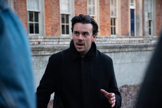 Haunted Dublin Walking Tour - Theatres, spirits and old Dublin characters