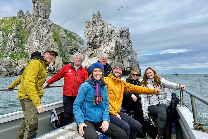 Howth Coastal Boat Tour (Ireland's Eye Ferries 50 mins trip) - Howth’s cliffs and Ireland’s Eye