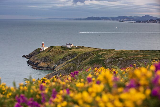 Howth Coastal Half-Day Bus Tour from Dublin with Live Guide - From O’Connell Street to the coast