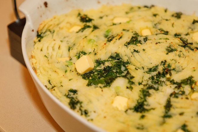 Irish Craic & Cuisine: Cooking Class & Dinner in Central Dublin - Who should book this evening?