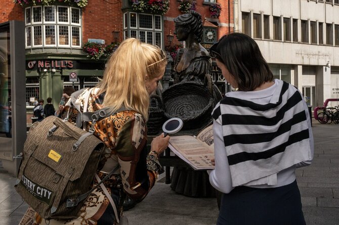 Private Dublin Treasure Hunt Self Guided Tour - From Wellington Quay into the city