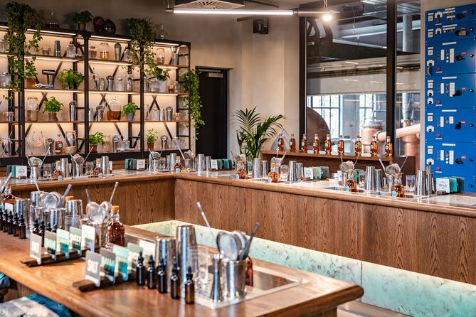 Roe & Co Distillery Experiences - A personal lesson, not a crowd tour