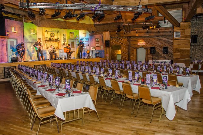 Skip the Line: Irish Night Show Including 4-Course Dinner Ticket - A dinner show built around Irish music and dance