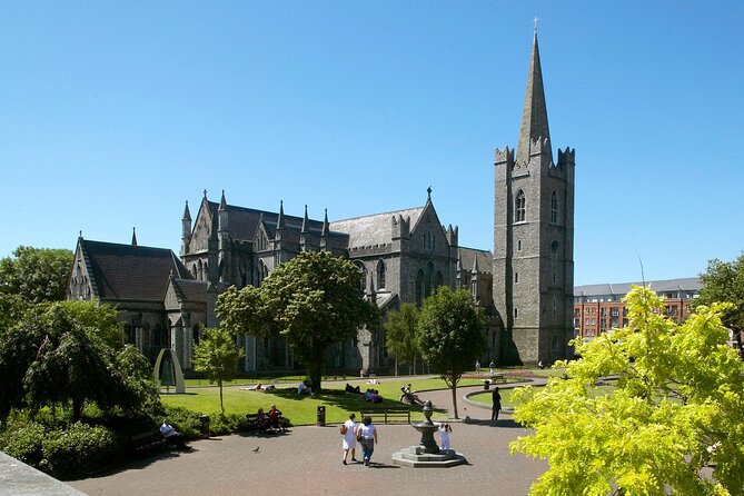 St Patrick's Cathedral, Book of Kells and Dublin Castle Tour - What to know before you book