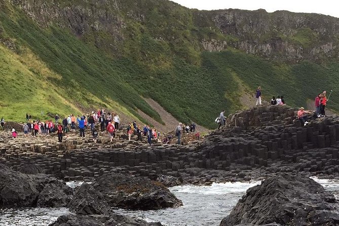 The Giant's Causeway, Dunluce Castel and Belfast - Spanish guide - One day, three sides of Northern Ireland