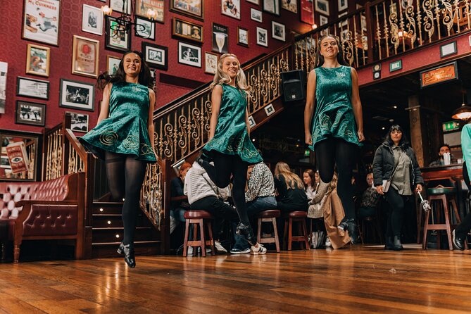 The Irish Dance Party in Dublin - The reserved table and the room setup