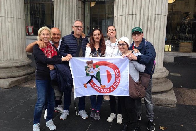 Tour a piedi di Dublino in Italiano - Trinity College and the Molly Malone statue